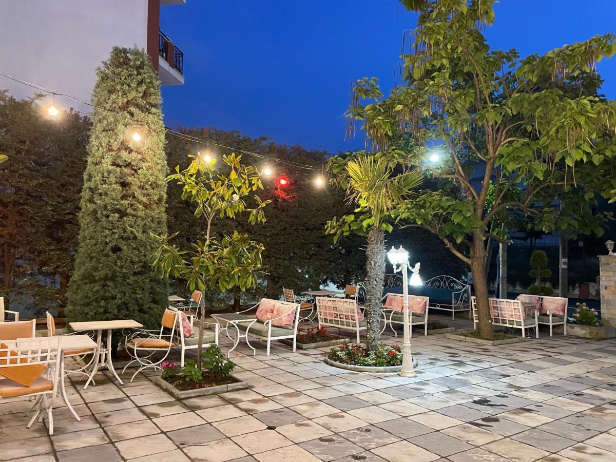 Sanremo Hotel Restorant Škalngur 외부 사진