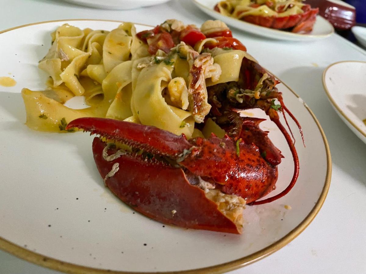 Sanremo Hotel Restorant Škalngur 외부 사진